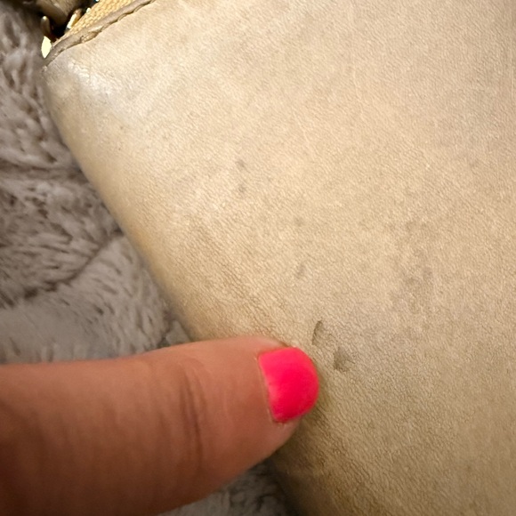 Frye Campus Rivet Zip-Around Leather Wallet Color Tan - Picture 12 of 14